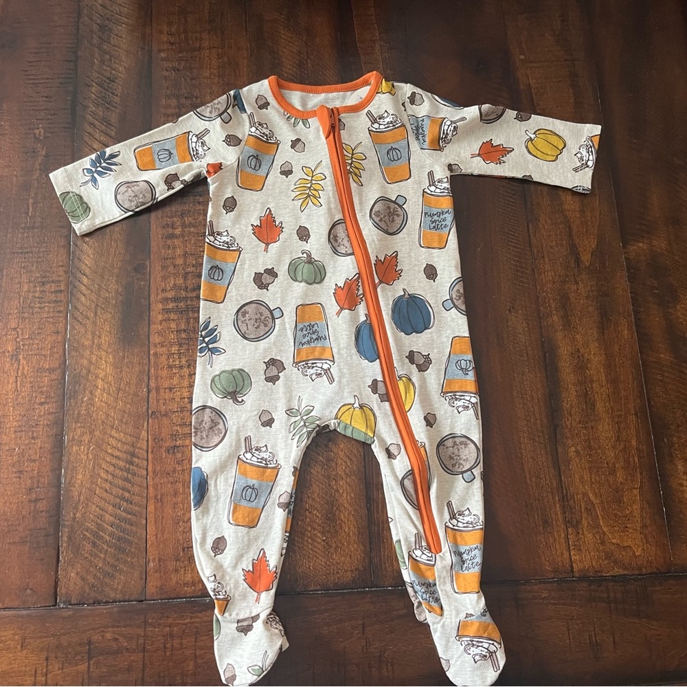 Mud Pie Pumpkin Spice Latte Sleeper NWT